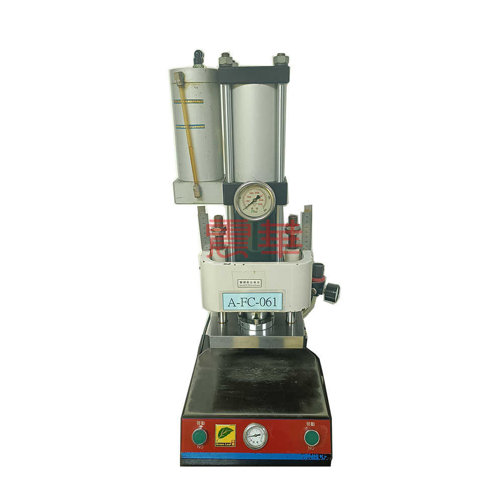 膠氣動(dòng)試片沖機(jī)